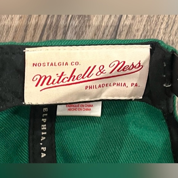 Green and Black Celtics Cap - Mitchell & Ness - Picture 4 of 6